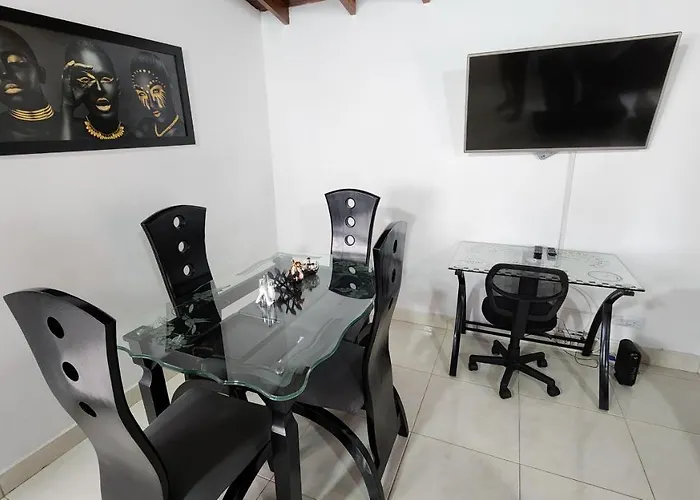 lindo apartamento en envigado muy central wifi de 300 megas