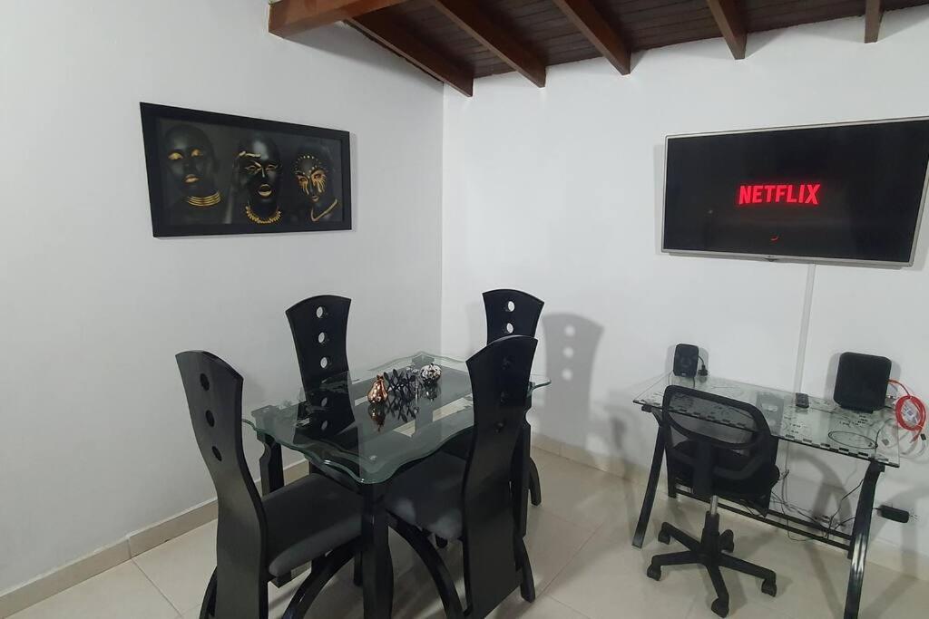 Apartamento Lindo En Muy Wifi De 300 Megas